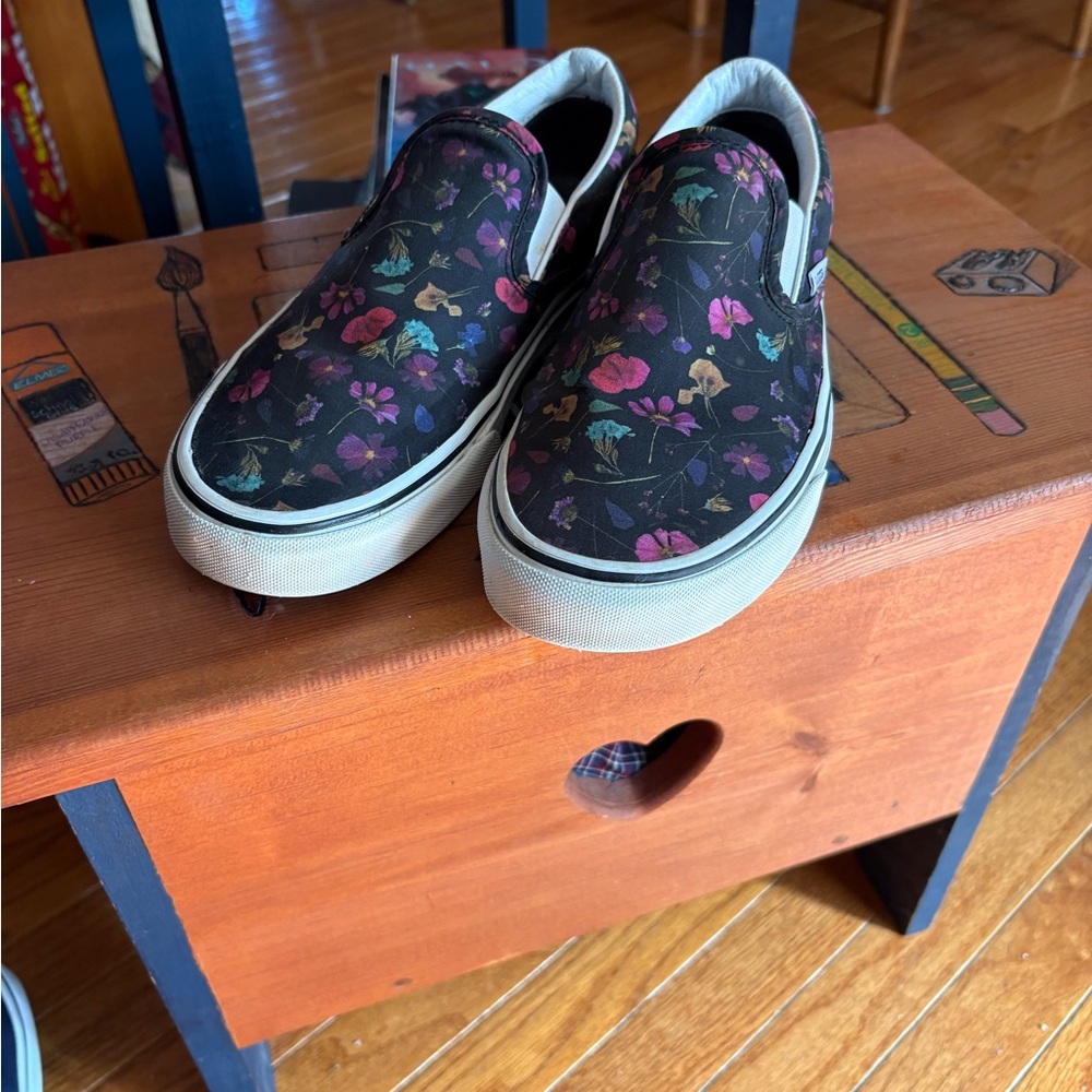 Vans Slip-On Sneakers Black Floral Print